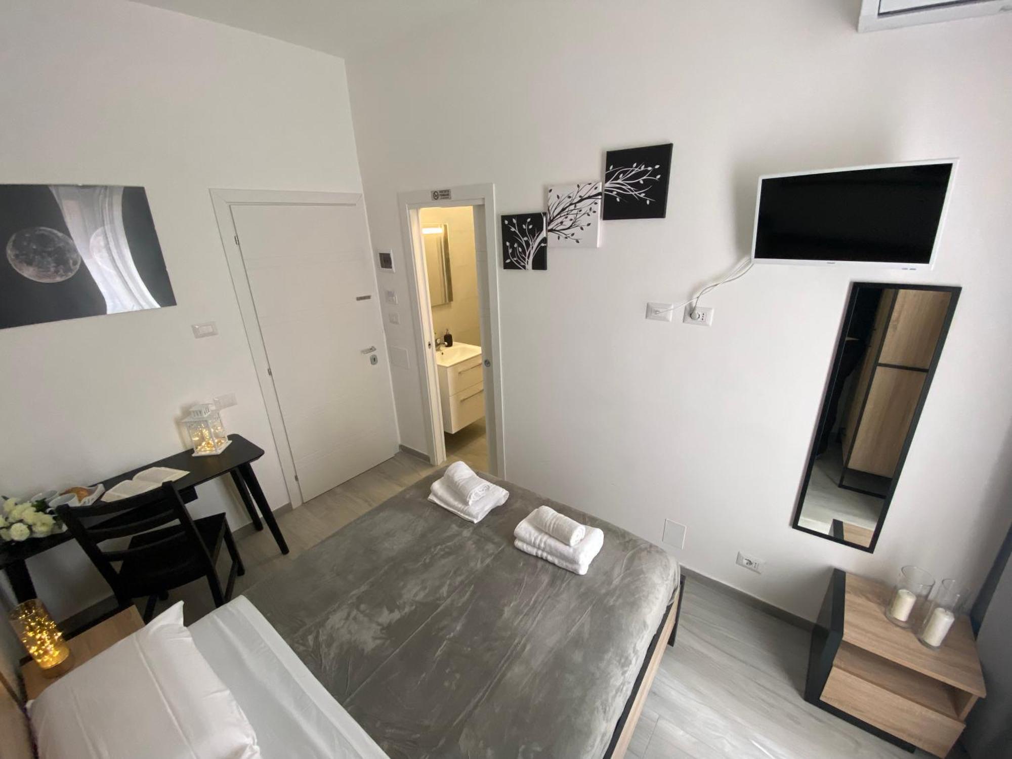 Roma Guesthouse Affittacamere Centro Citta' Softrooms-Metro' A 1 Metro Gasthof