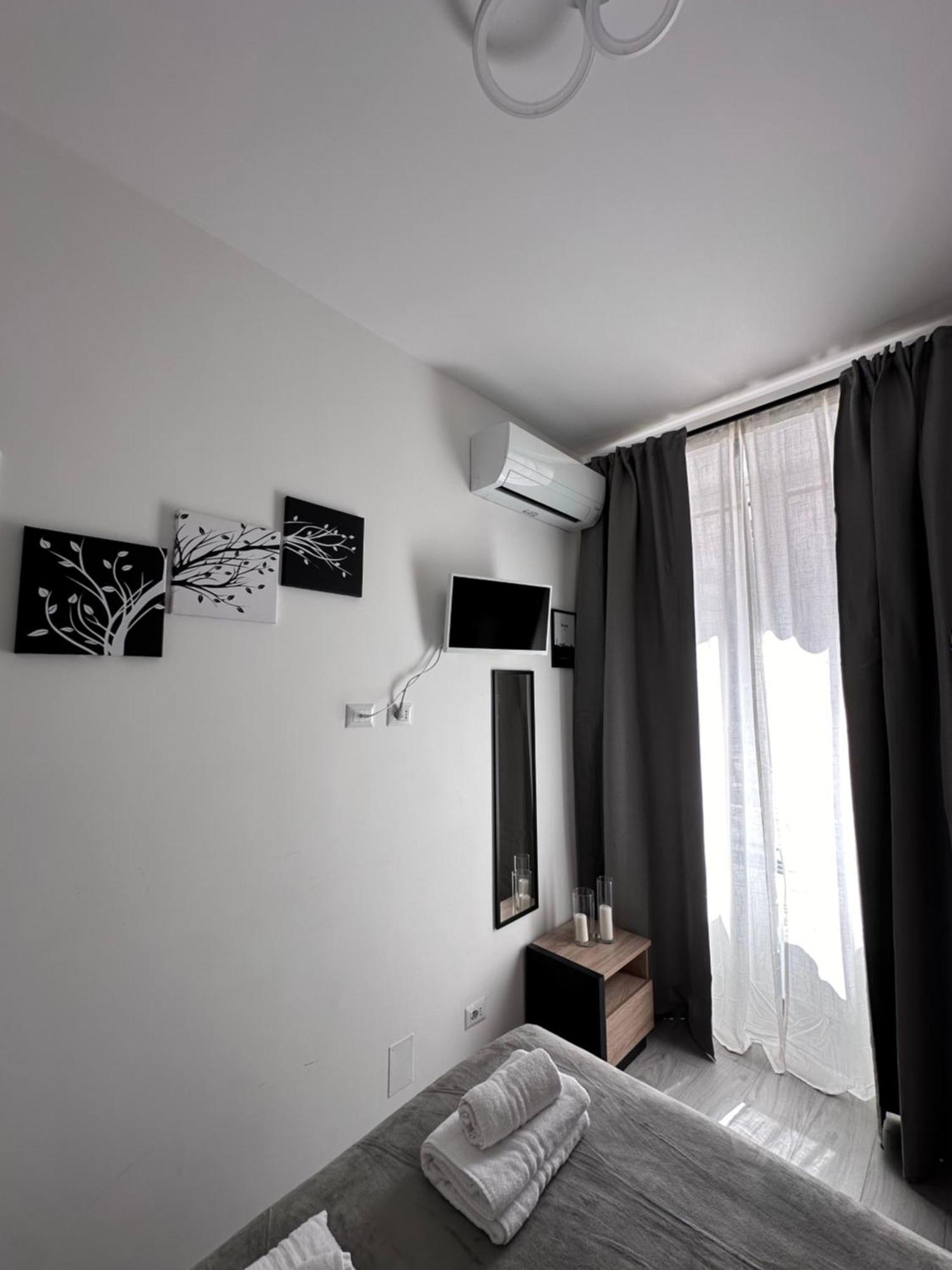 Roma Guesthouse Affittacamere Centro Citta' Softrooms-Metro' A 1 Metro Rom