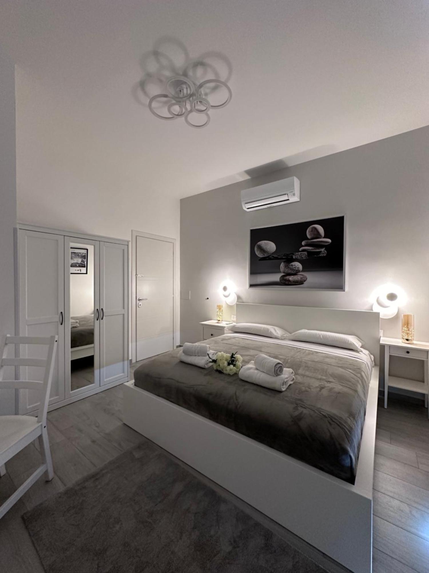 Roma Guesthouse Affittacamere Centro Citta' Softrooms-Metro' A 1 Metro Rom