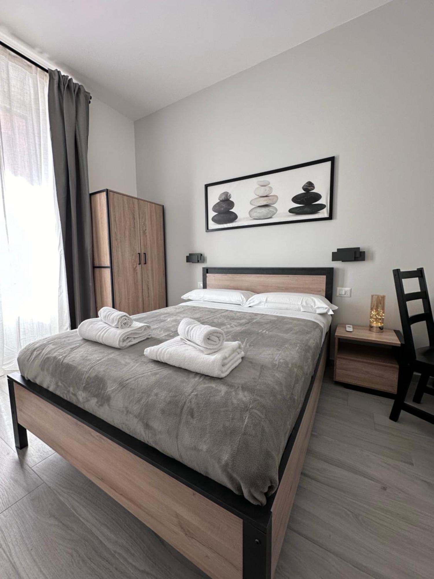 Roma Guesthouse Affittacamere Centro Citta' Softrooms-Metro' A 1 Metro * Rom