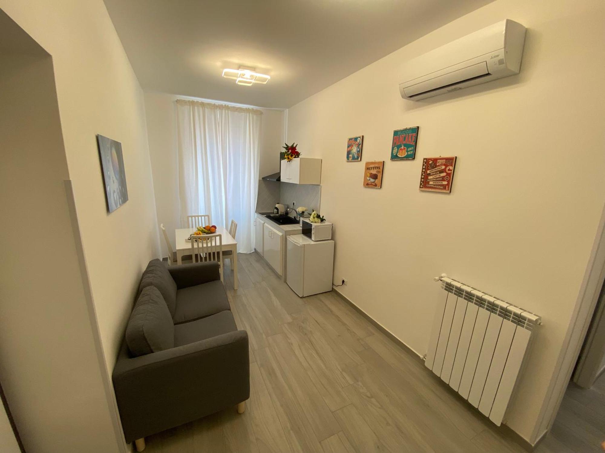 Gasthof Roma Guesthouse Affittacamere Centro Citta' Softrooms-Metro' A 1 Metro *