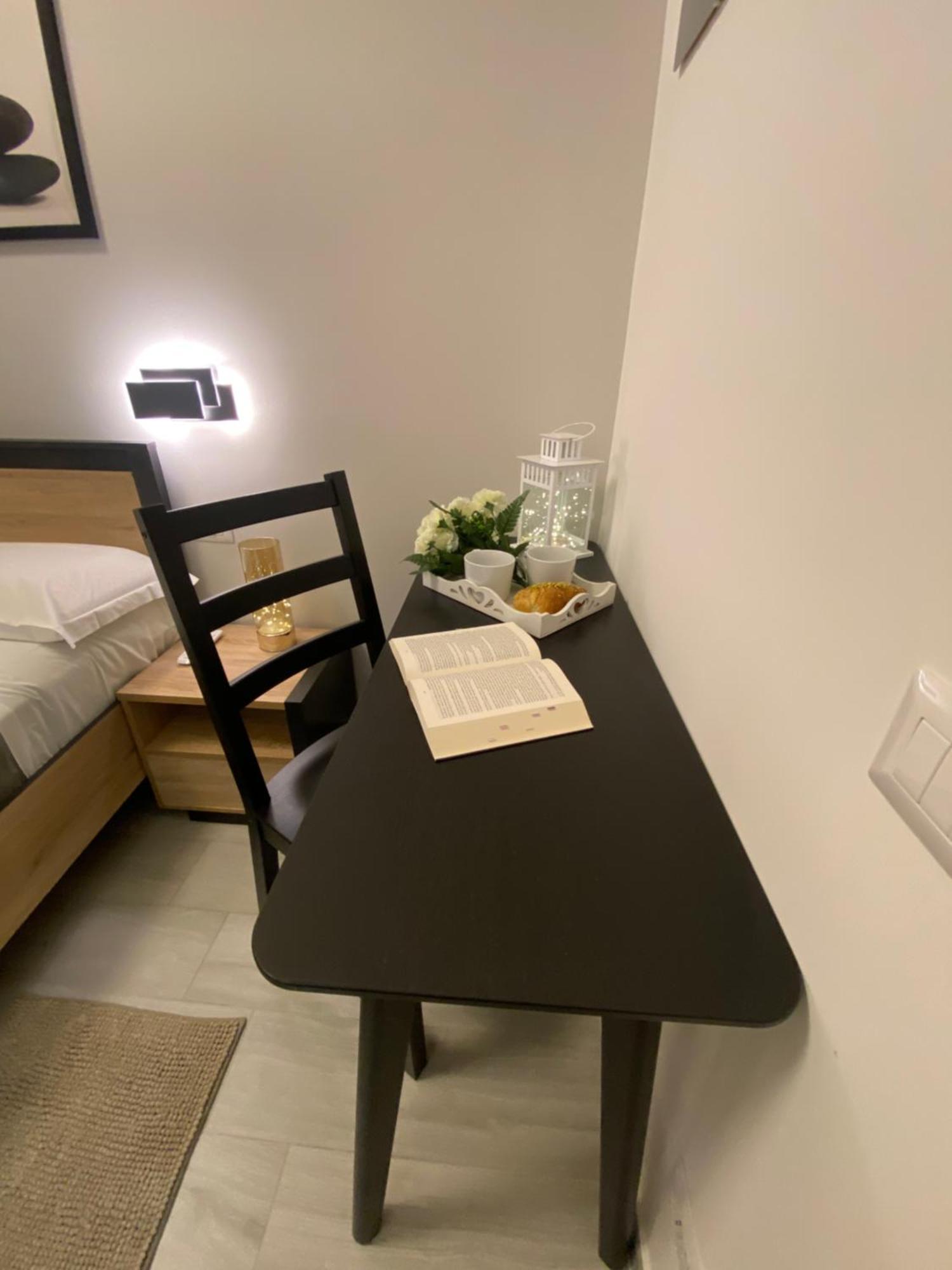 Roma Guesthouse Affittacamere Centro Citta' Softrooms-Metro' A 1 Metro * Rom