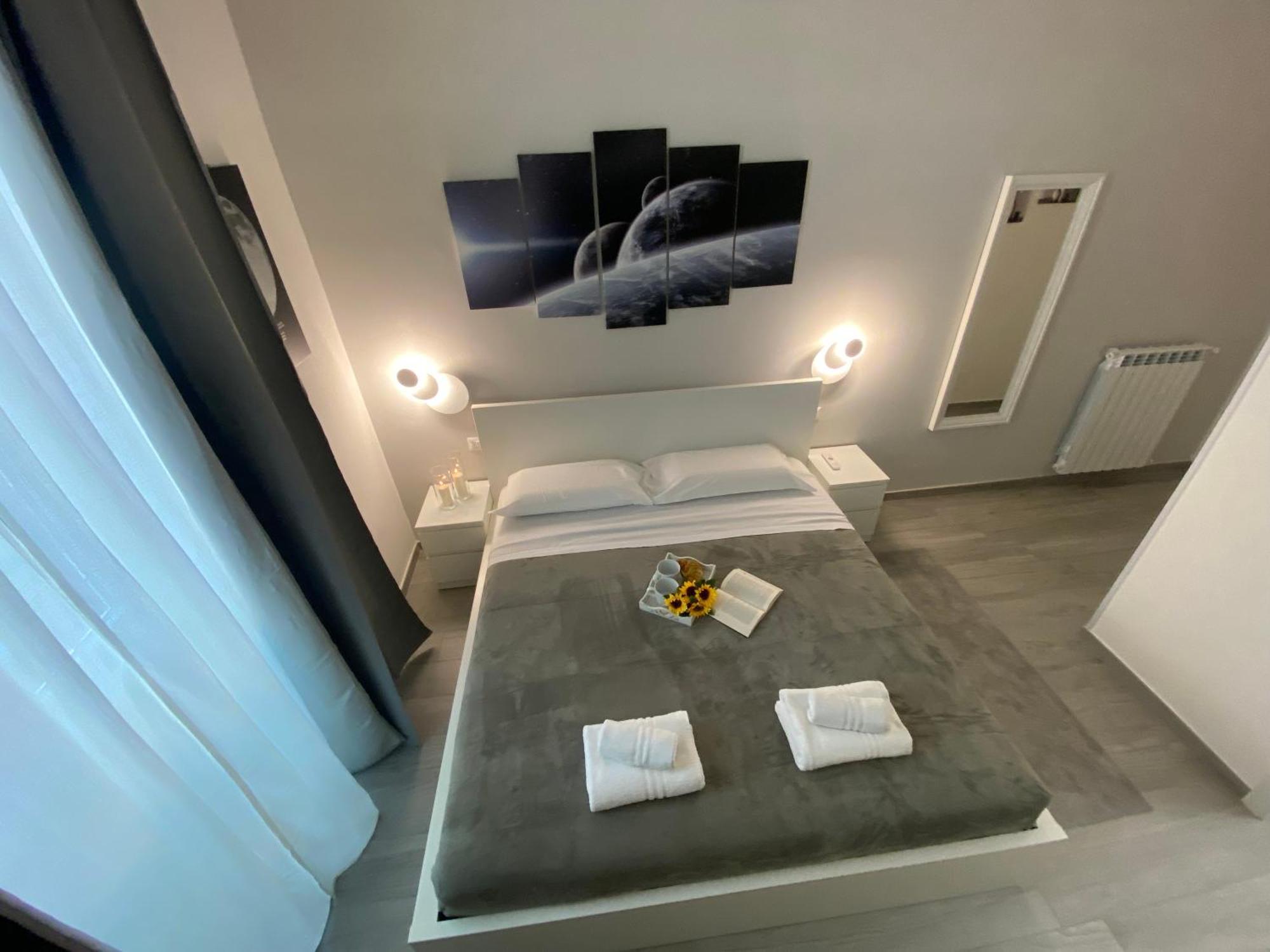 Gasthof Roma Guesthouse Affittacamere Centro Citta' Softrooms-Metro' A 1 Metro *