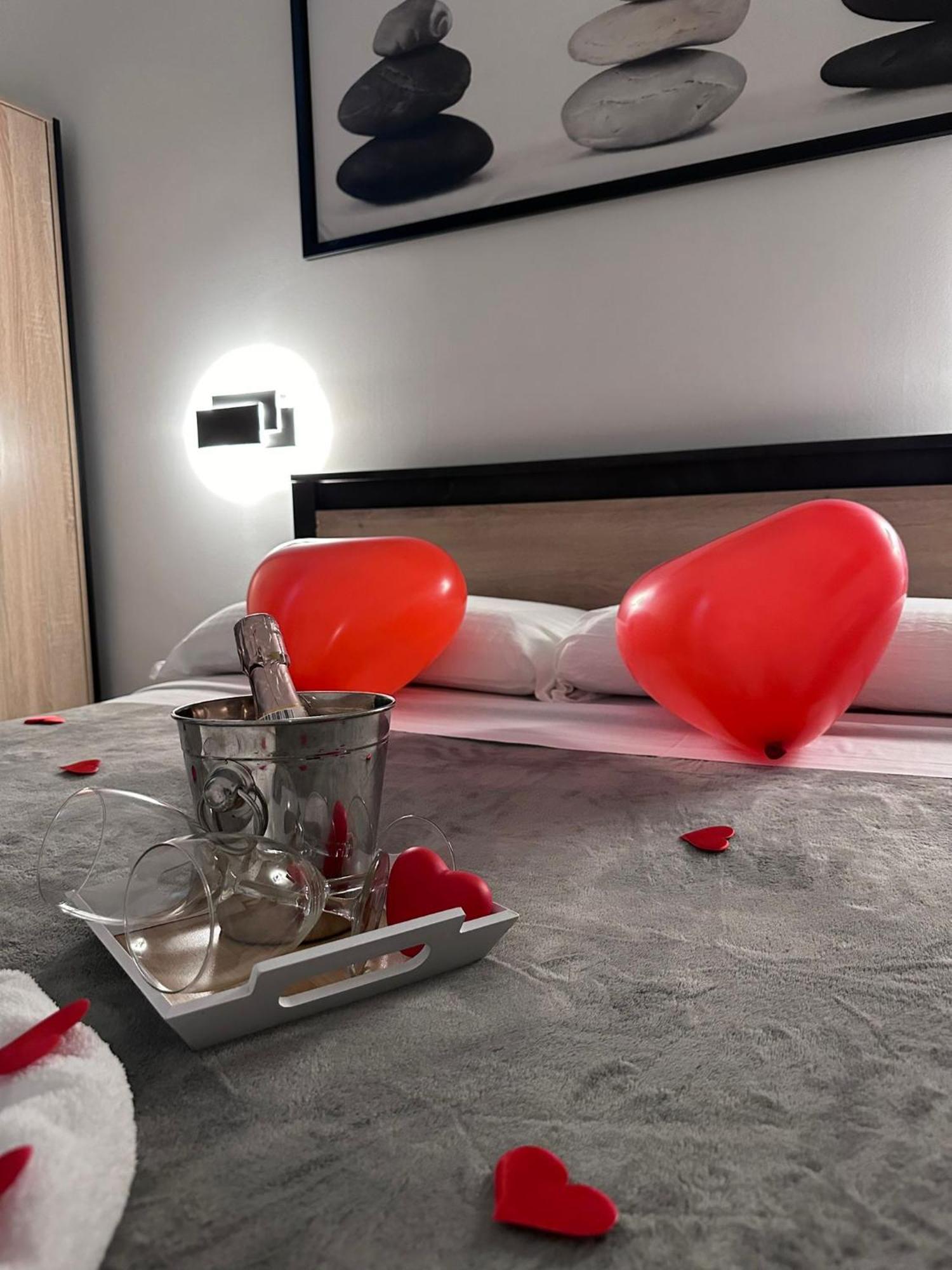 Gasthof Roma Guesthouse Affittacamere Centro Citta' Softrooms-Metro' A 1 Metro *