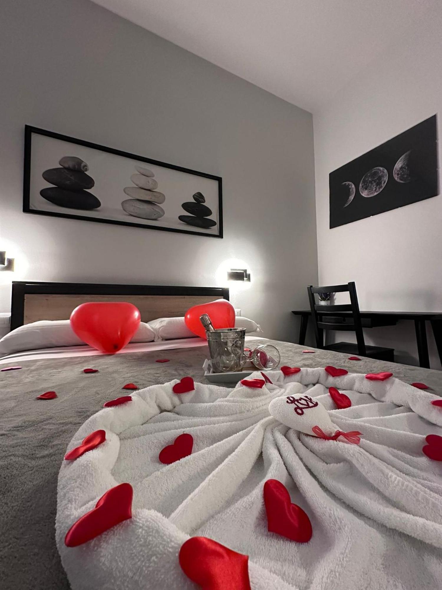 Roma Guesthouse Affittacamere Centro Citta' Softrooms-Metro' A 1 Metro Rom