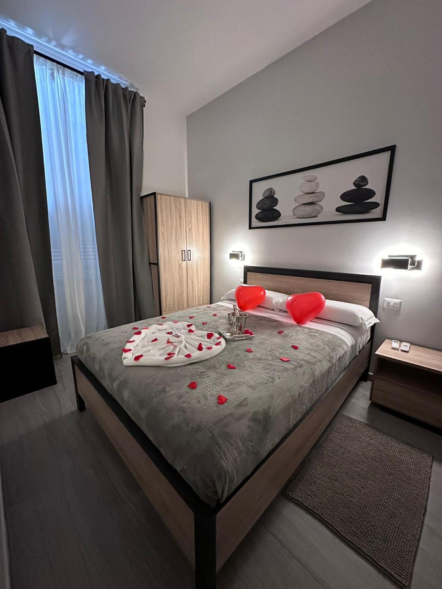 Roma Guesthouse Affittacamere Centro Citta' Softrooms-Metro' A 1 Metro